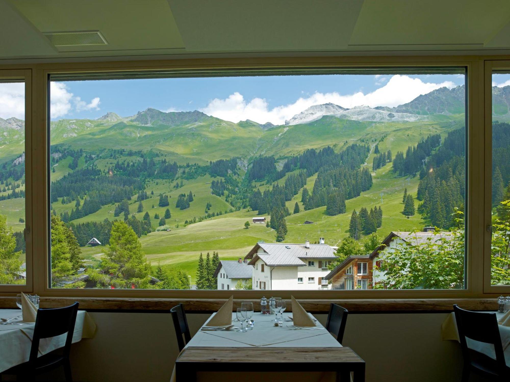 Hotel Alpina Parpan Exterior foto